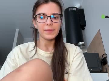 suzyjames sweet live cam screenshot