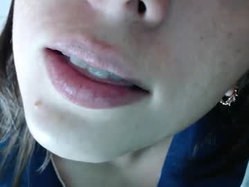 uninvited_raccoon sweet live cam screenshot