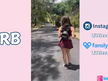 little_effy18_ sweet live cam screenshot