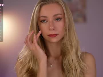 vika54784 sweet live cam screenshot