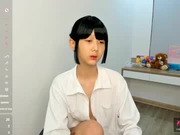 little_yena sweet live cam screenshot